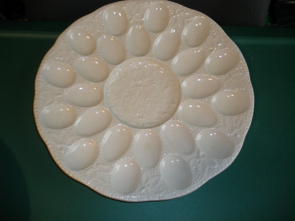 Vintage White Ceramic Egg Plate 13" Space for 24 Eggs EUC