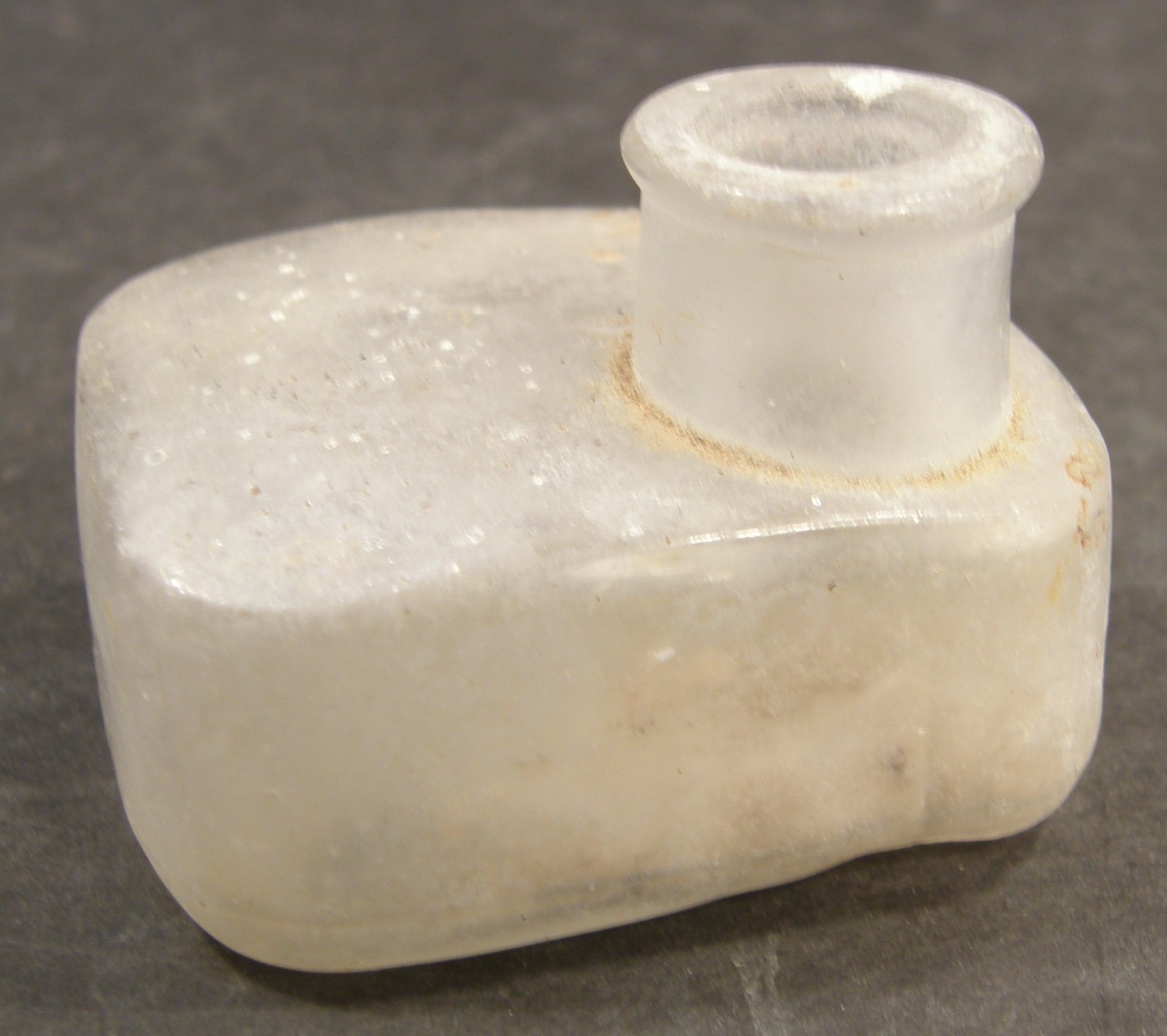 ANTIQUE GLASS TUGBOAT TUG BOAT INK BOTTLE