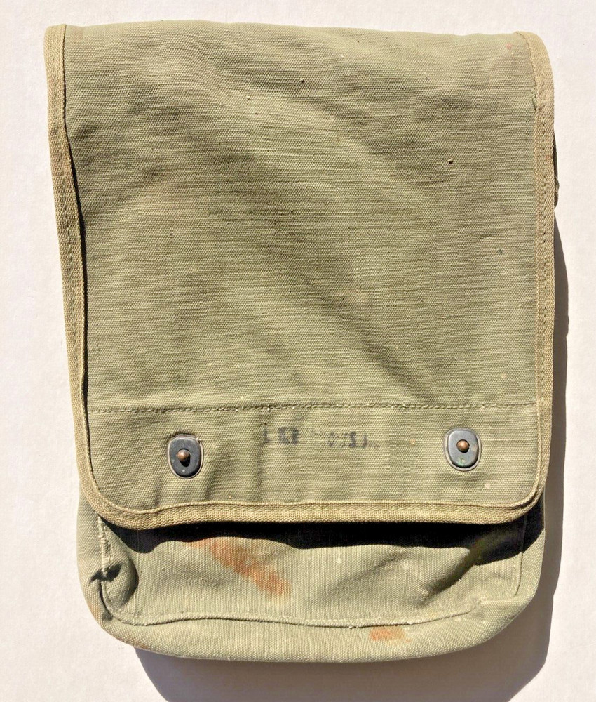 USMC ORIGINAL WW2 US MAP CASE WITH SHOULDER STRAP UNITED STATES MARINE CORPS
