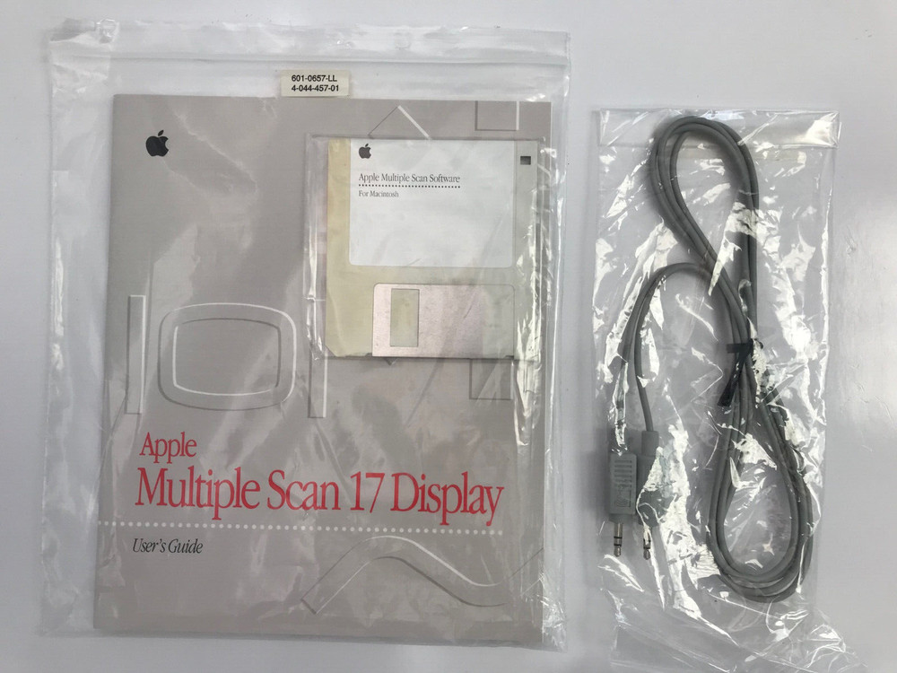 APPLE MULTIPLE SCAN 17 DISPLAY USER'S GUIDE WITH DISKETTE & CABLE NEW 030-5135-A