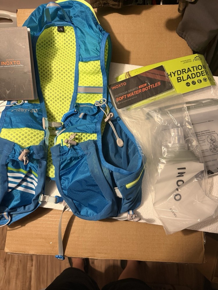 Hydration Pack Backpack，IX INOXTO Running Hydration Vest