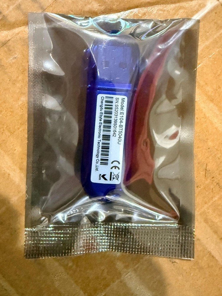 Programmable USB Dongle E104-BT504U — SlimeVR / IoT / nRF52840 Dev Dongle