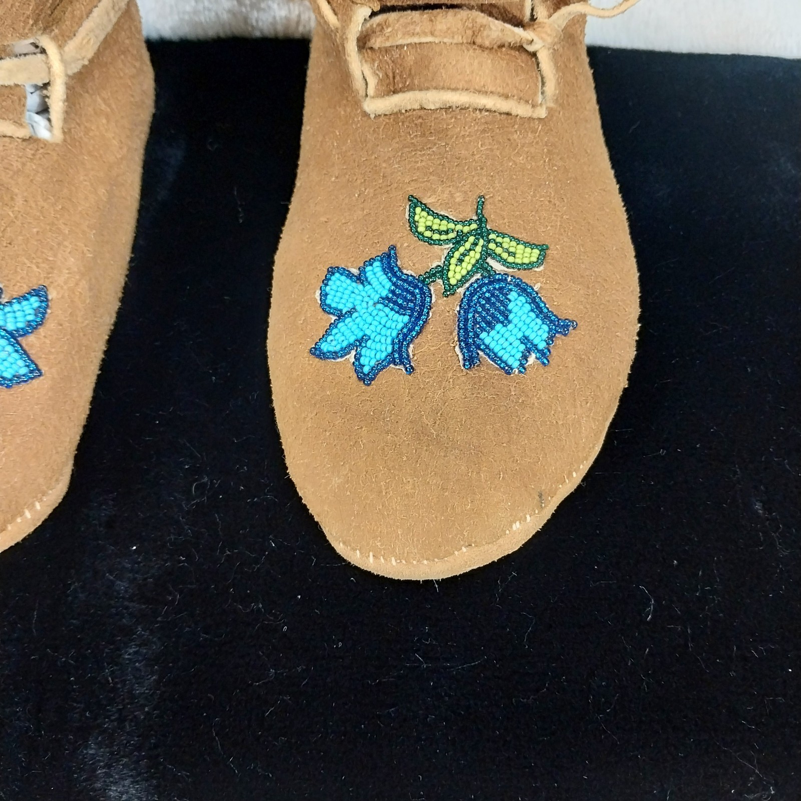 NATIVE AMERICAN BEADED MOCCASINS, MIDCALF HEIGHT, Women's Size 7 MADE IN THE USA