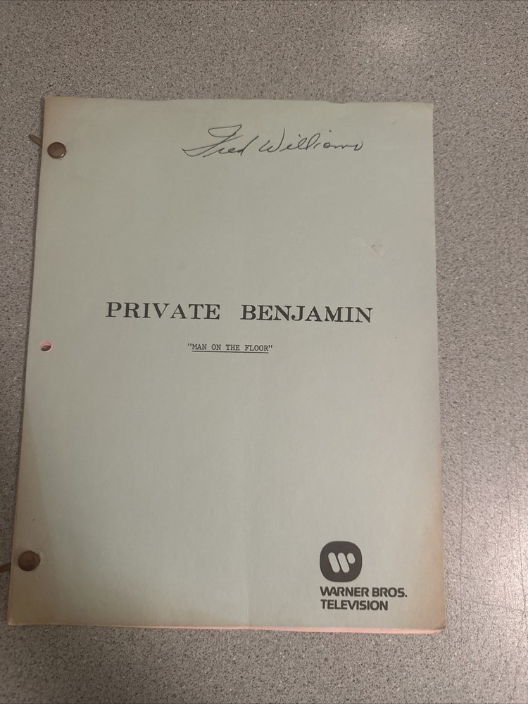 1981 CBS TV Script Screenplay PRIVATE BENJAMIN “Man On The Floor”