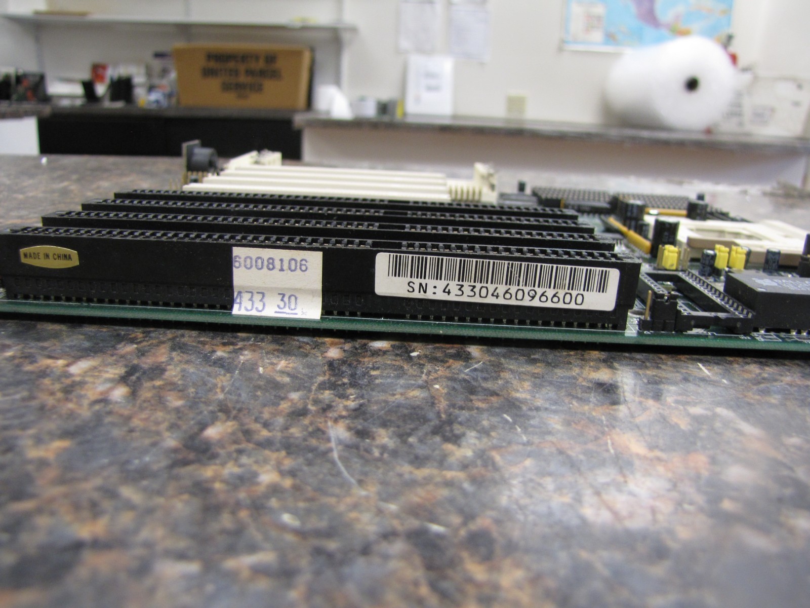 Vintage Socket 3 Baby-AT Motherboard UMC UM8886AF/UM8881F Chip - new condition!