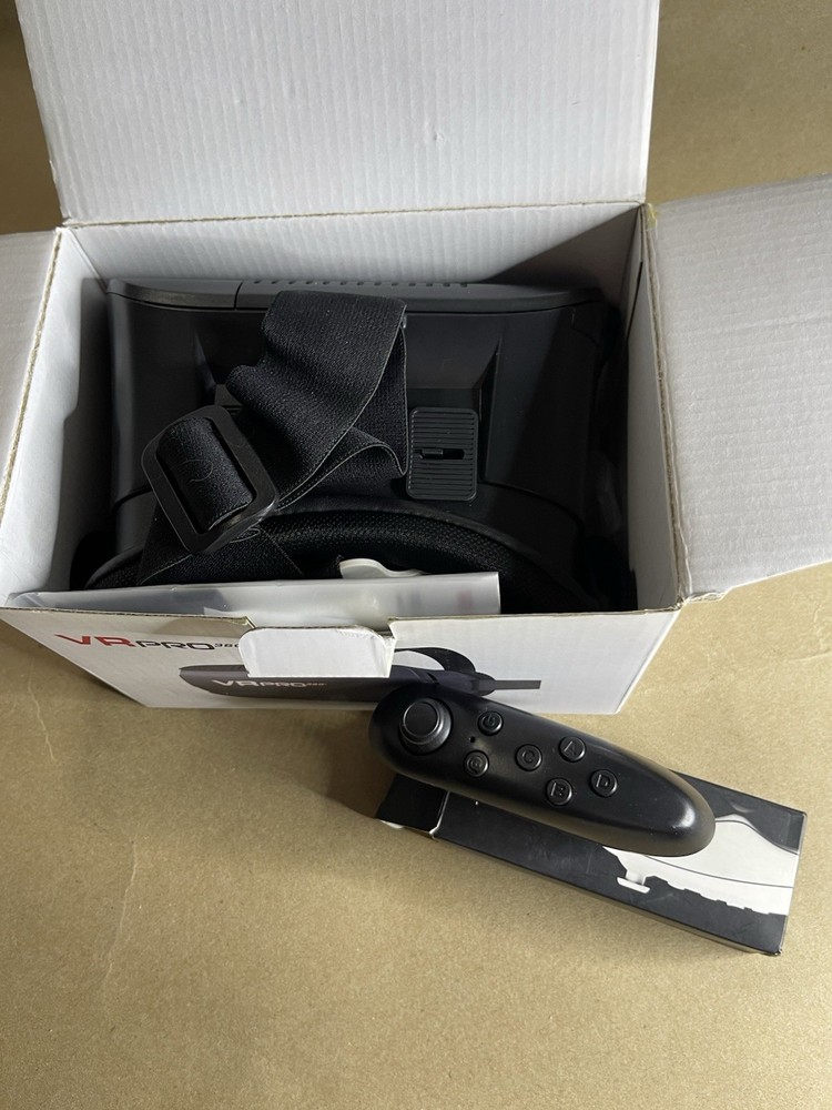 VR 3d Pro Headset With Remote/ Controller