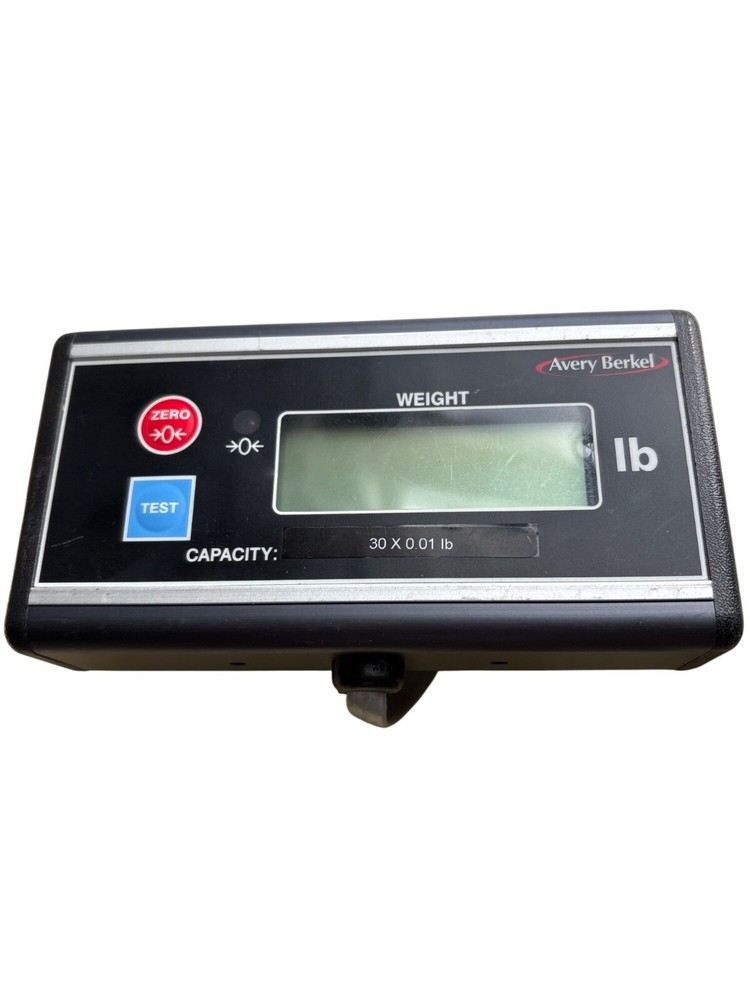 Avery Berkel model 6708 Digital Platform Scale 30 x 0.01 lb Capacity Working
