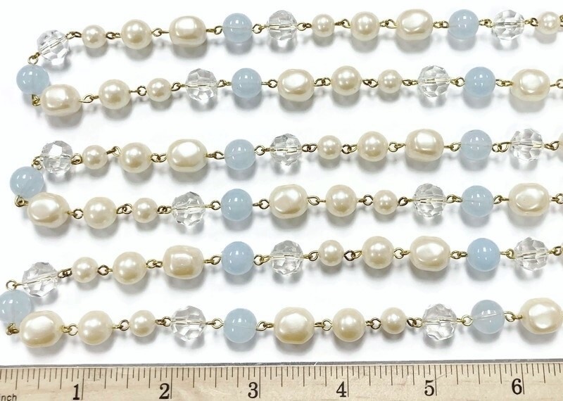 5 FEET VINTAGE JAPAN PEARL CRYSTAL ACRYLIC BABY BLUE BEADED BRASS LINK CHAIN L3