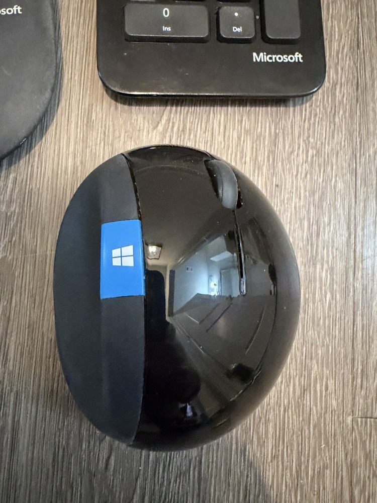 Microsoft Sculpt Ergonomic Keyboard Mouse & Numeric Pad-Set with USB Dongle