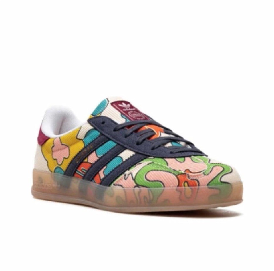 IG2849 Sean Wotherspoon × adida s Gazelle Indoor Corduroy Ecru Tint Shadow Navy