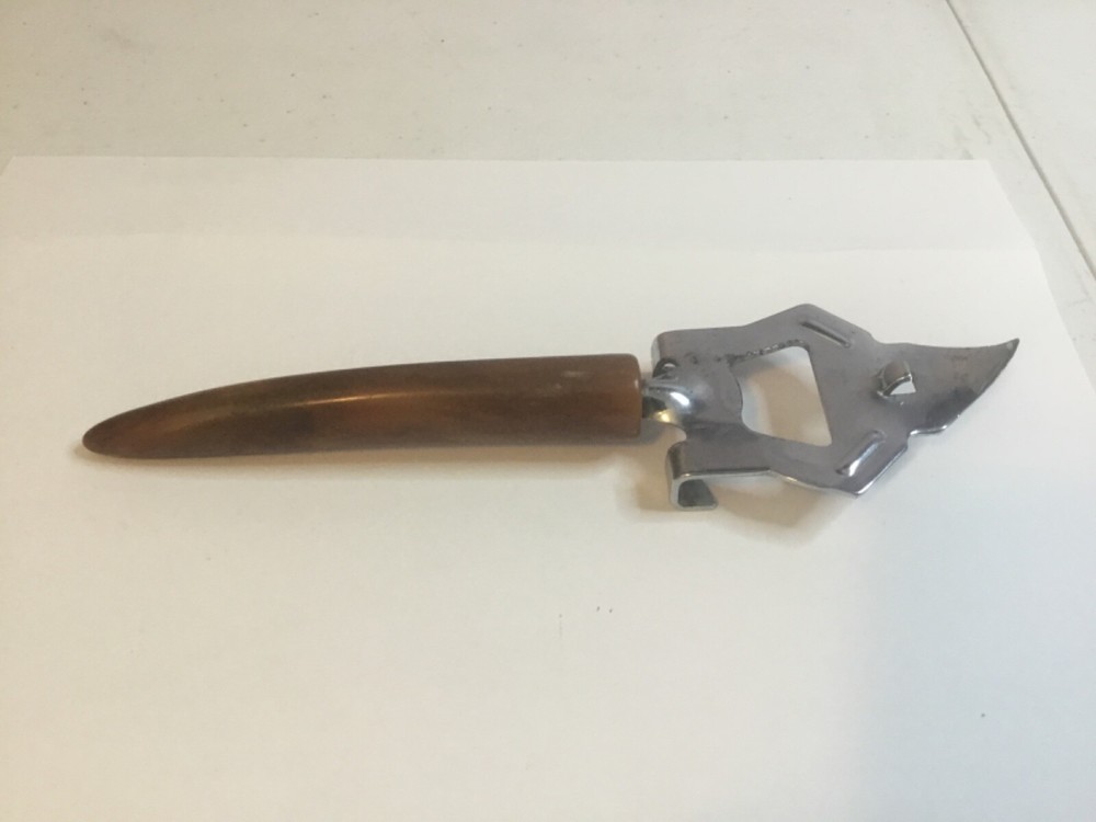 Vintage Bakelite Butterscotch Handle Can Opener