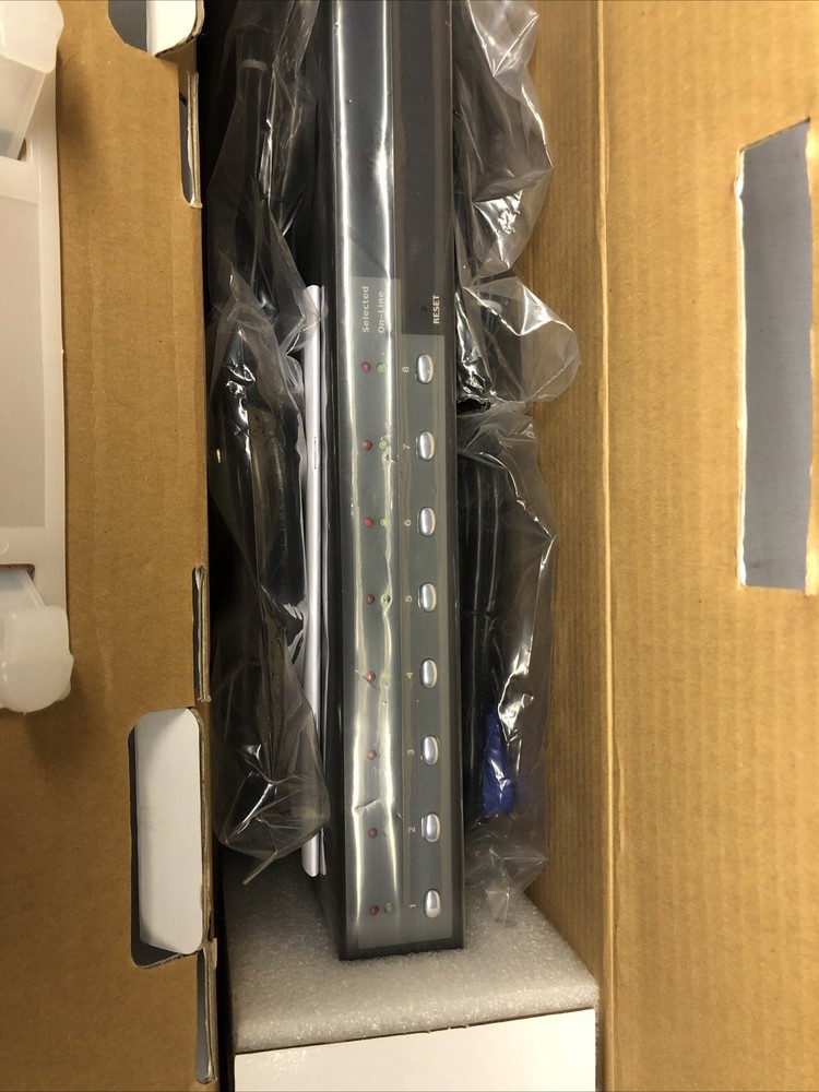 Monoprice KCF-181S 8-Port Combo KVM Switch