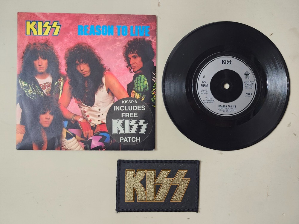KISS SUPER RARE Vintage UK Reason To Live 7" Import 45 Vinyl W PATCH 870 022-7