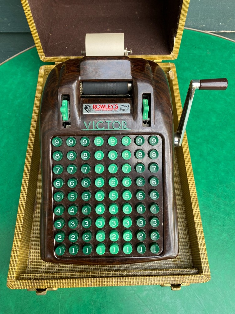 VTG Victor Adding Machine Bakelite w/ Jade Keys Art Deco Model With Hard Case