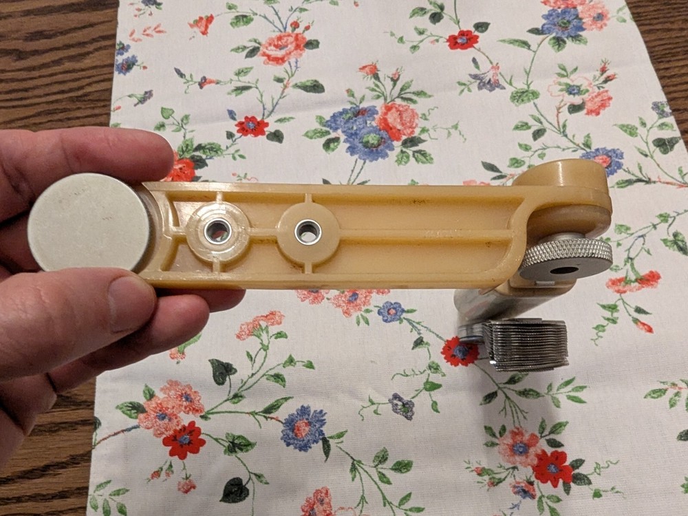 Leitz Wetzlar Leica CTOOM Camera Right Angle Adjustable Flash Bracket w flash