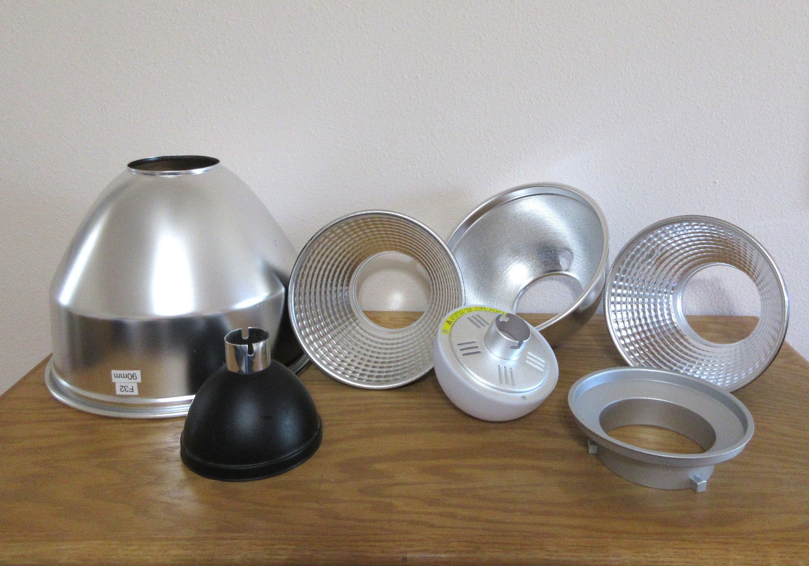 (O) Assorted Reflectors, Diffusers for Photography - 7 pieces