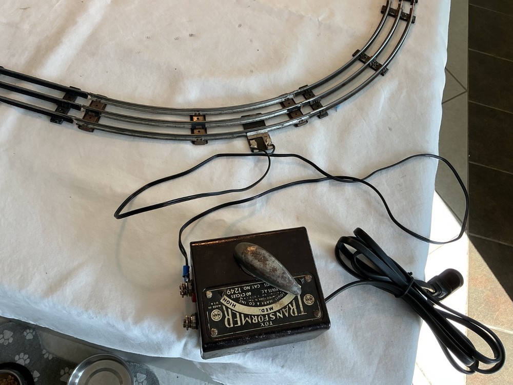 MARX Postwar Steam Engine Set w. Transformer Tracks Freight Car Set 0 scale