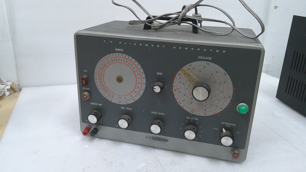 Heathkit IG-52 T.V. Alignment Generator