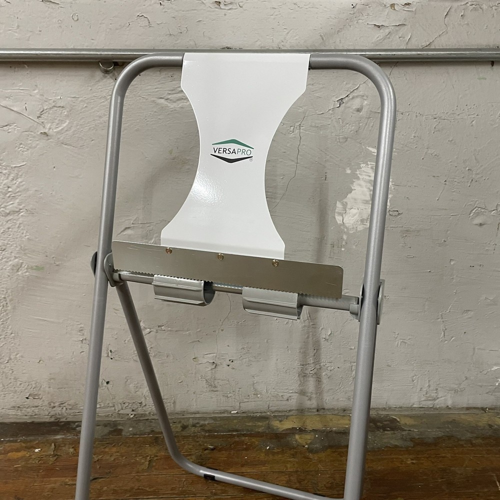 Versa Pro Wiper Jumbo Roll Dispenser D810 Floor Stand Model
