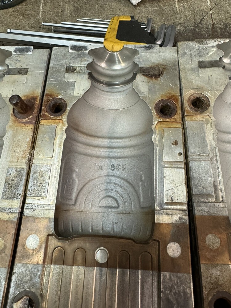 Molds Bottles