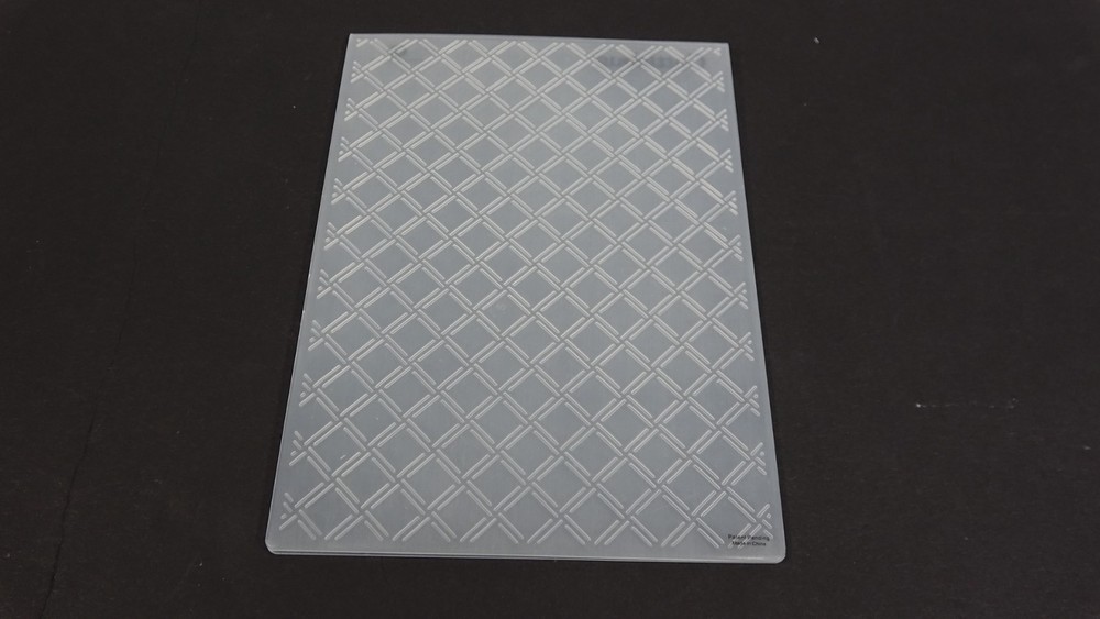 Cuttlebug Provo Craft Embossing Folder Diamond Squares