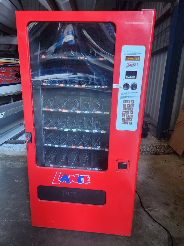 Lance Vending Machine 3054 - Used, in Working Condition