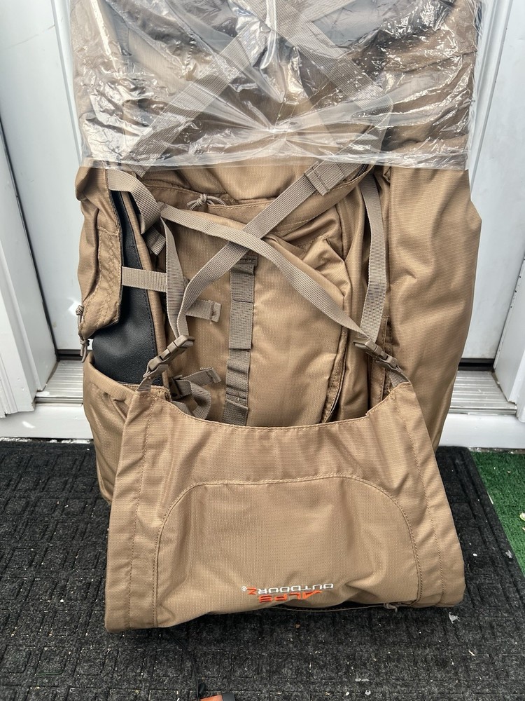 Alps OutdoorZ Commander Rucksack Backpack Pack + Frame Hunting Backpacking