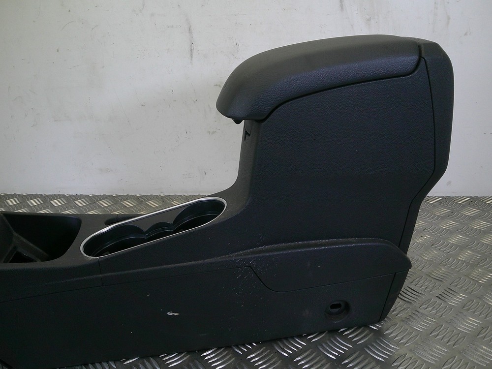 FORD FIESTA TITANIUM X CENTRE CONSOLE 2013-2017