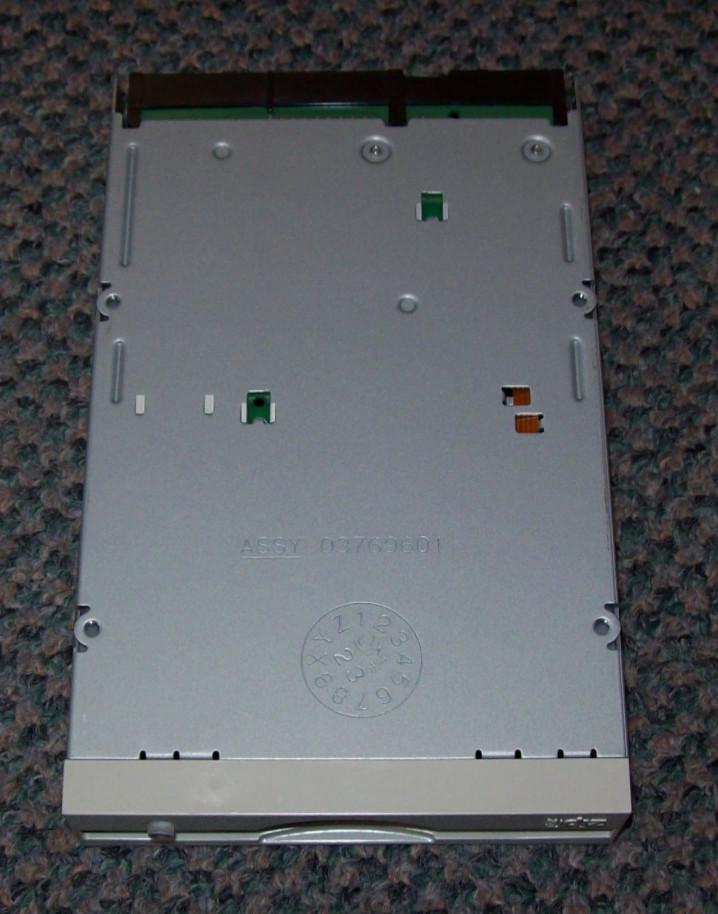 Iomega 250MB IDE/ATAPI Interface 3.5" ZIP Drive Z250ATAPI