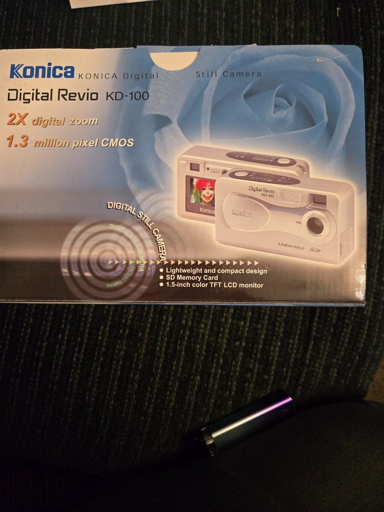 vintage konica digital camera complete with box