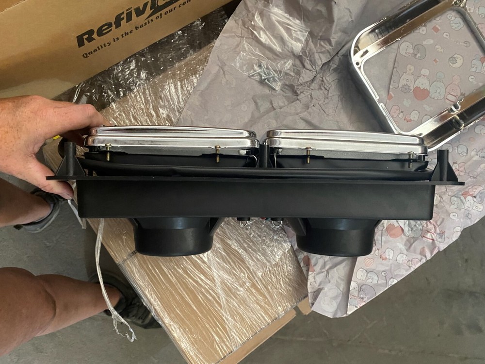 Dual Square Headlight Assembly For Big Rig Trucks