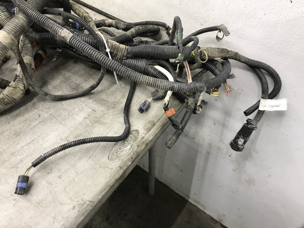 International CE Wiring Harness, Cab - Used