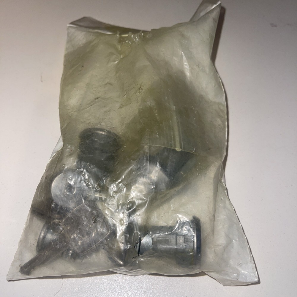 Mack Lock Set, 34RC3131M3 4 Pack Storage Locks