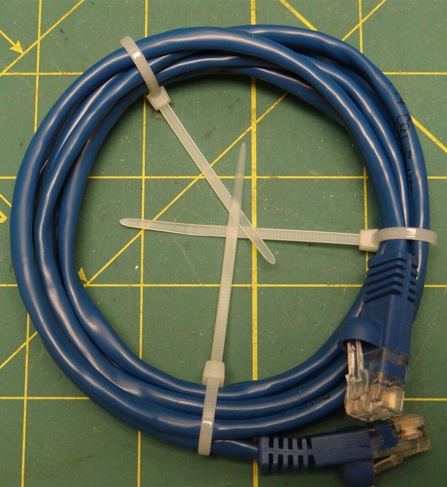 Eltop Electronics 5ft. CAT5 Ethernet LAN Networking Cable P/N E200534