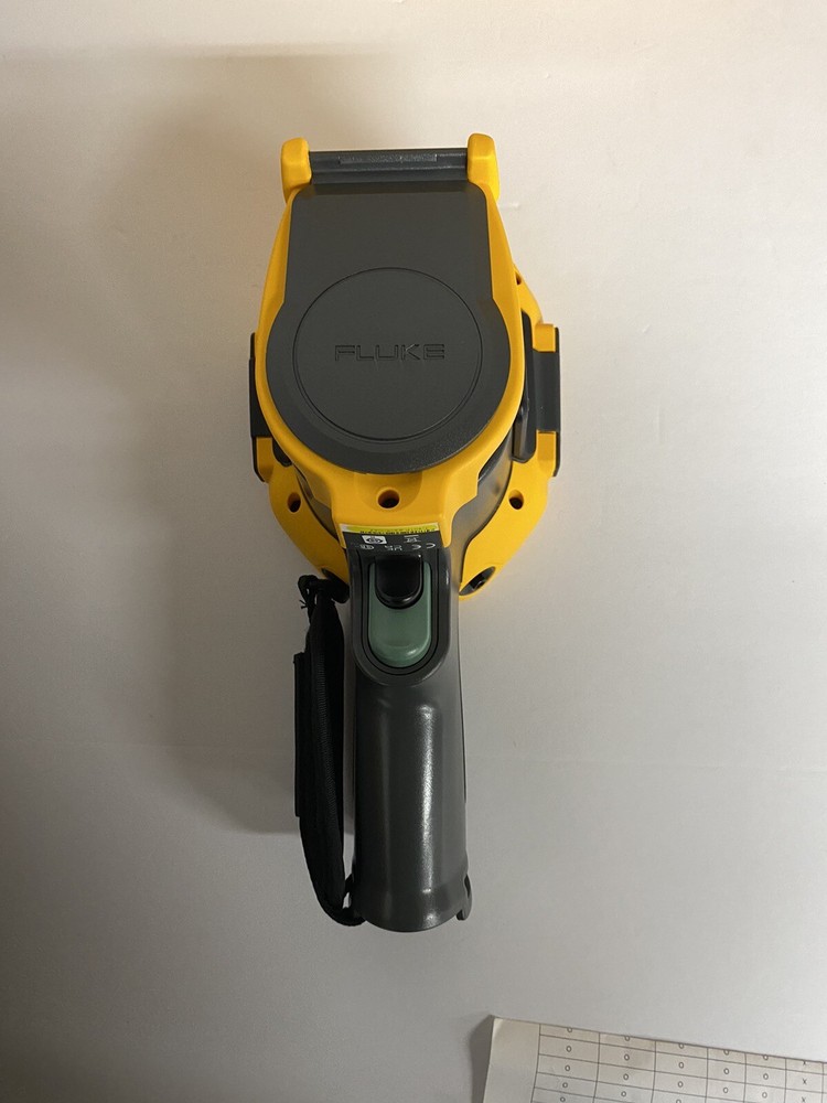 Fluke Ti401Pro 9Hz New Complete Set