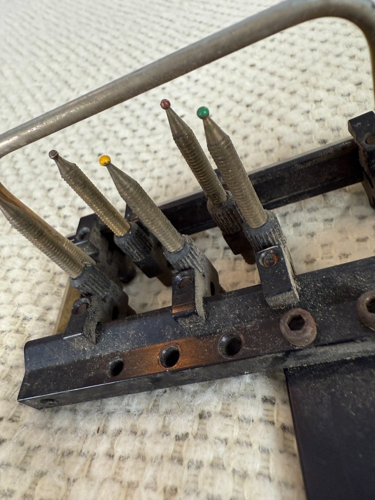 Accra 300 Dovetail Sight