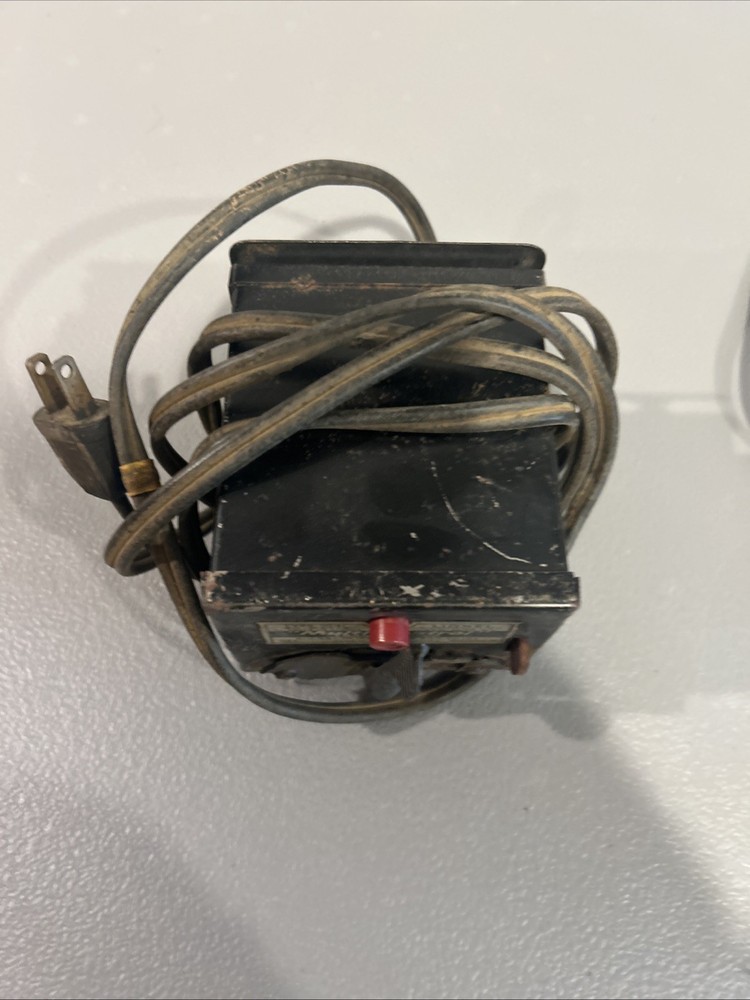 Lionel Model Train Multi-Control Transformer Type 1041- 60 Watts