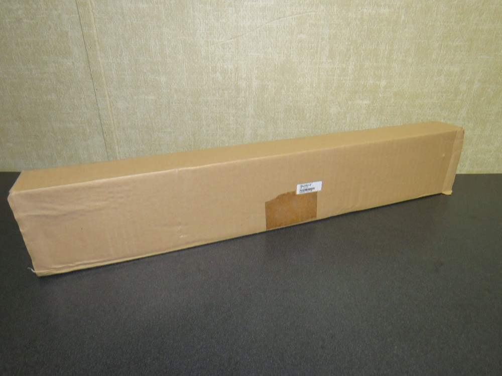 New in Box APC 1U Rackmount Rail Kit 0M-1012A with Serial interface cable