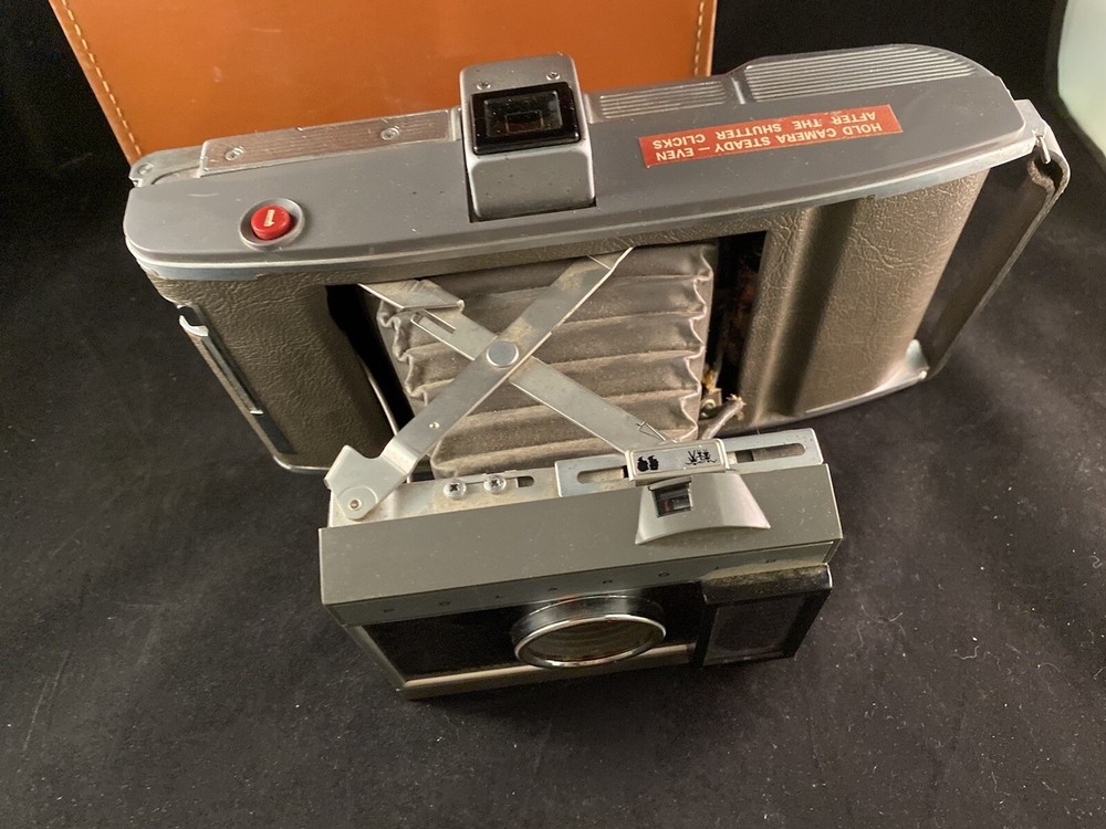 Polaroid Land Camera Model J66 with Case Flash And Adapter-Untested