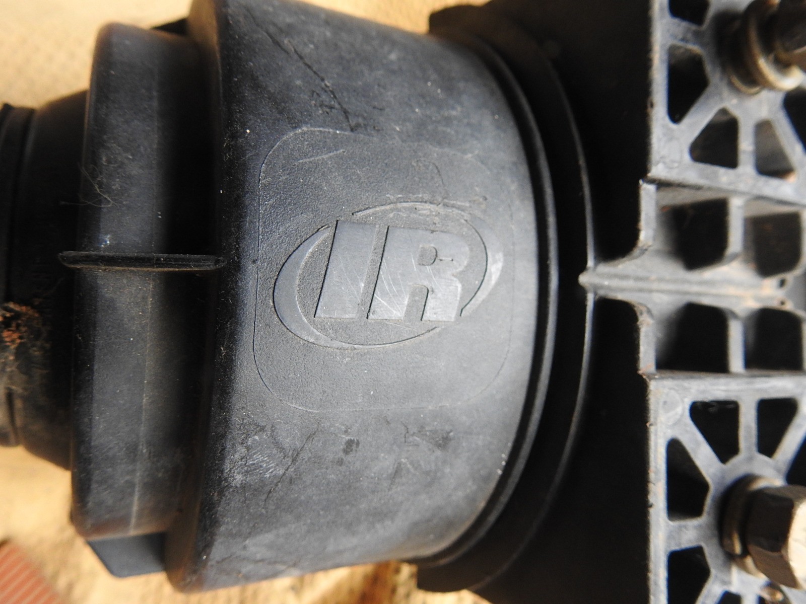 Kubota D905 Air Filter / Cleaner Housing IR Ingersoll Rand