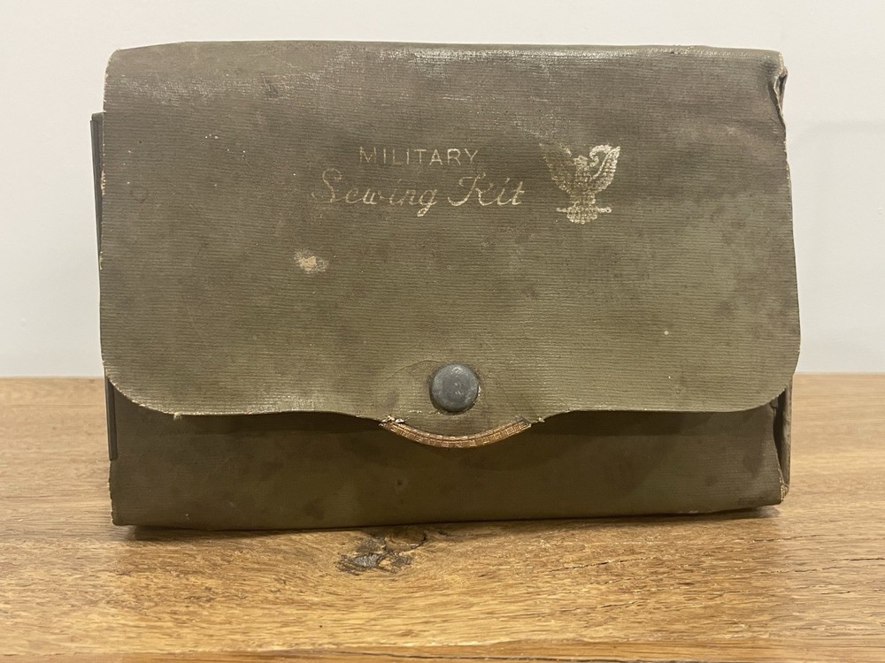 WW2 ERA US Army Sewing Kit Buttons Thread Thimble & Ribbons