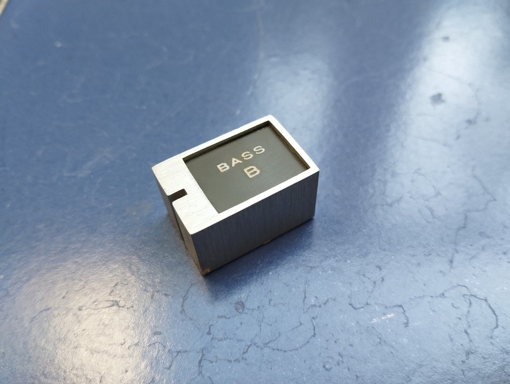 JBL SG520 Original Knob.