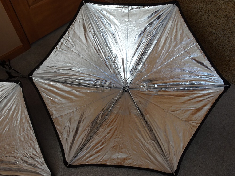 2 Larson REFLECTASOL HEX QC 52” with Eclipse Reflector Umbrella & 3 Light Stands