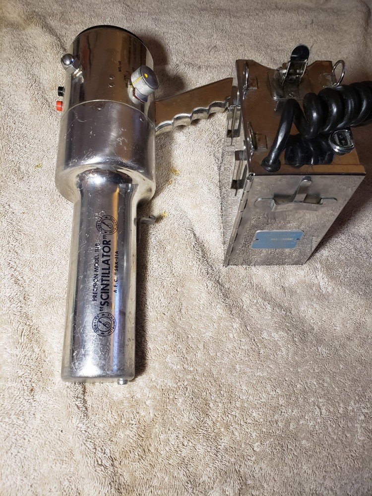 SCINTLLATOR PRECISION MODEL 111B SYSTEM