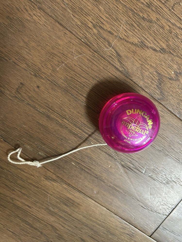 Duncan Imperial Yo-Yo Dark Pink
