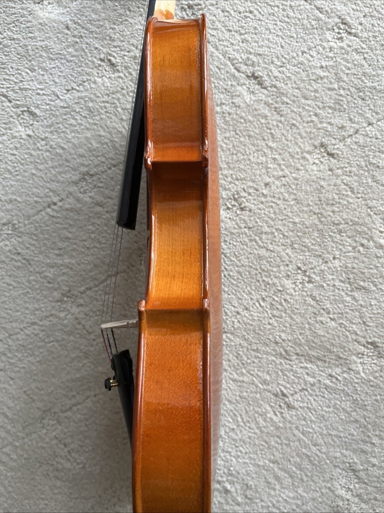 Violin With Teller Bridge, Bow and Case. Full Size 4/4