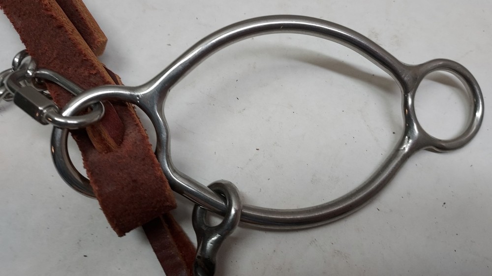 Twisted Snaffle Horse Bit 5" Port W/ Headstall - 1014255