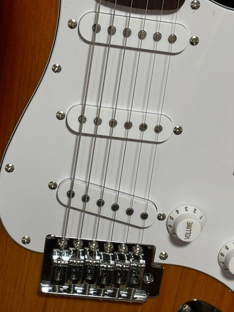 Pristine SELDER Electric Guitar Sunburst