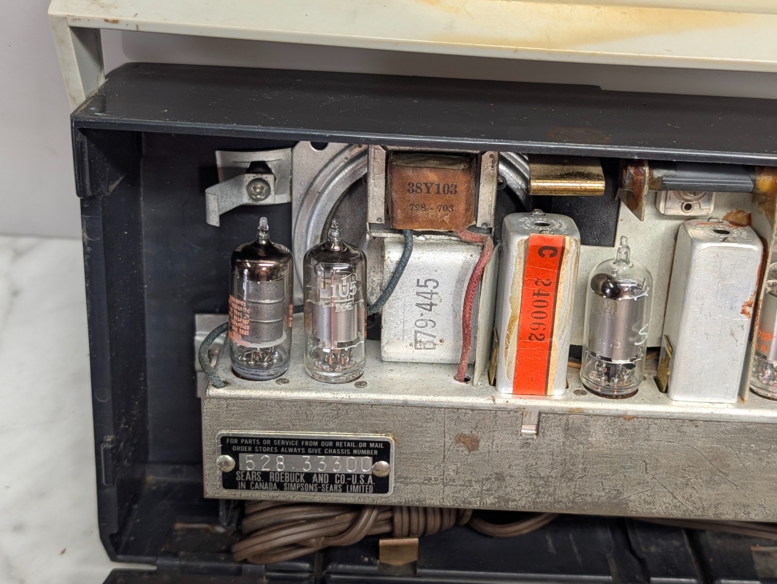 Sears Silvertone Tube Radio Dur-Pac AM Band Portable 7216 AC or Battery Powered