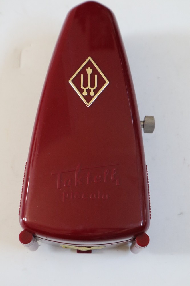 Wittner Taktell Piccolo Keywound Metronome Ruby Red #834